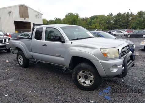 2010 Toyota Tacoma Base V6 z USA, uszkodzony, nr VIN 5TEUU4EN1AZ679862